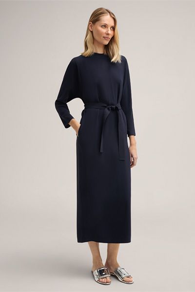 Elegantes Crepe-Maxikleid mit Bindegürtel
