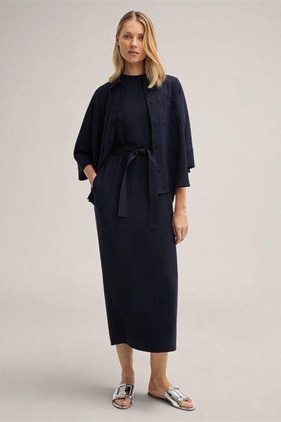 Elegantes Crepe-Maxikleid mit Bindegürtel