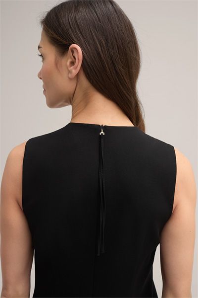 Minimalistisches Ärmelloses Crepe-Shiftkleid