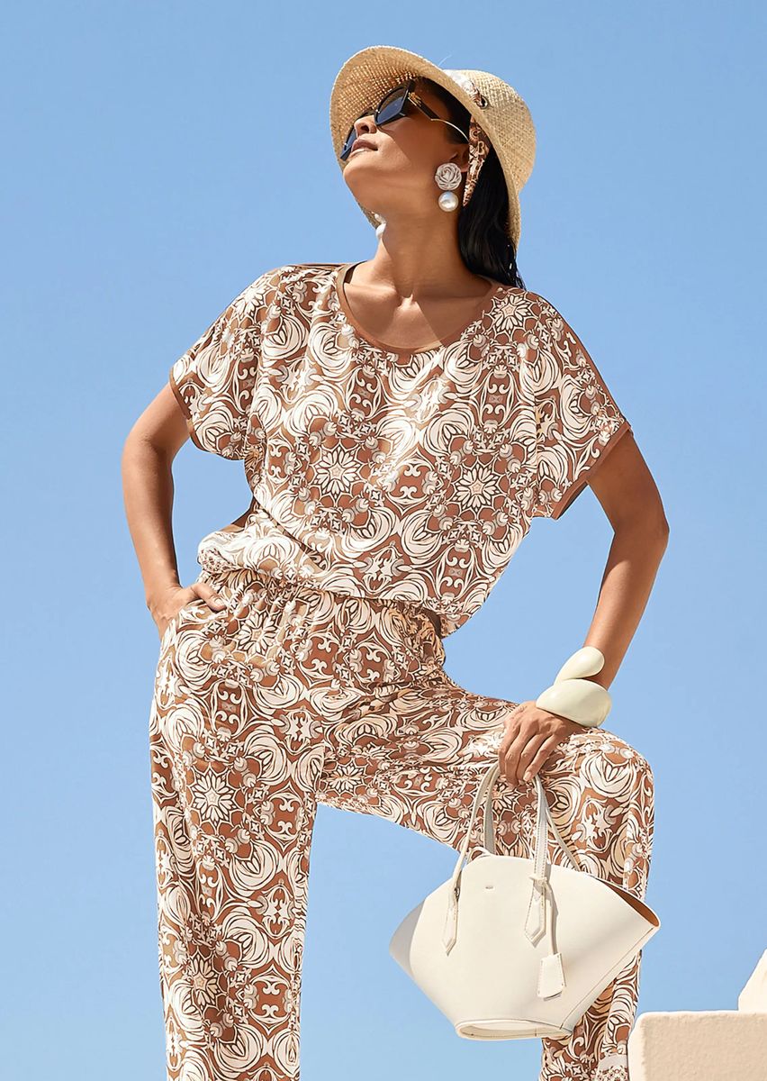 Sommer-Shirt im Material-Mix