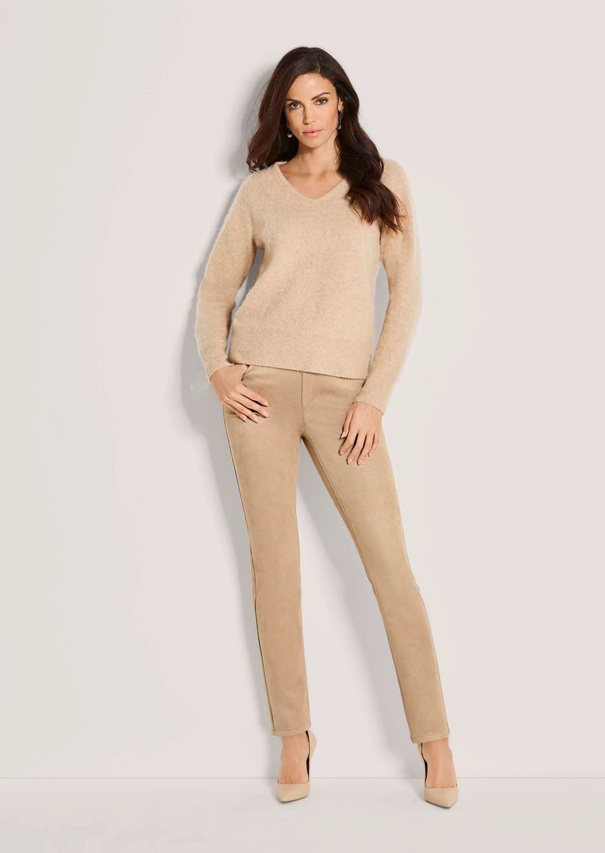 Weicher Strickpullover mit V-Ausschnitt