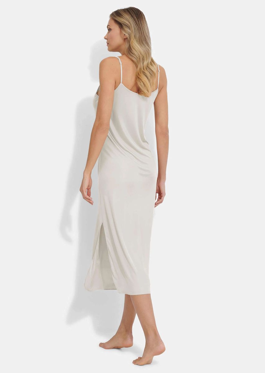 Elegantes Satin-Nachthemd