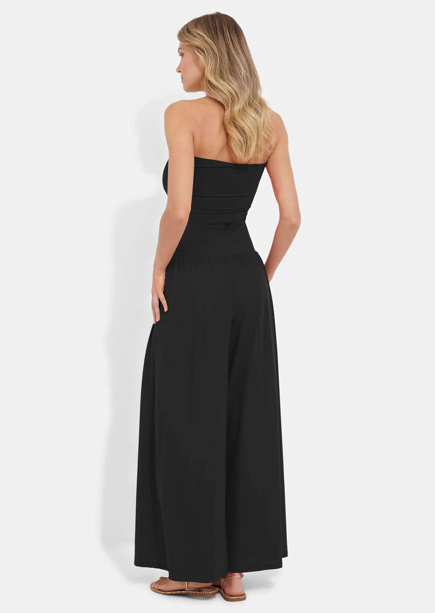 Vielseitiger trägerloser Jumpsuit mit weitem Bein