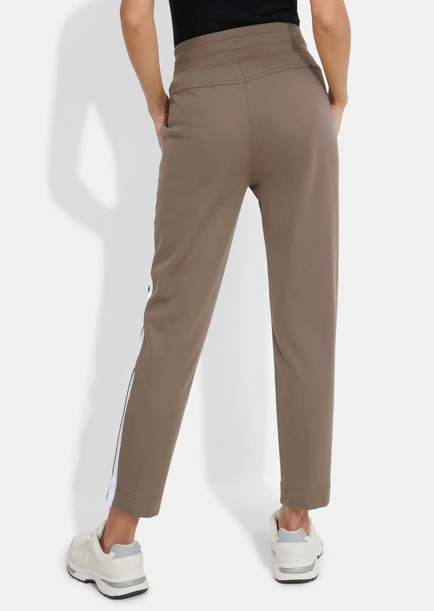Sportliche Jerseyhose mit Glitzerstreifen