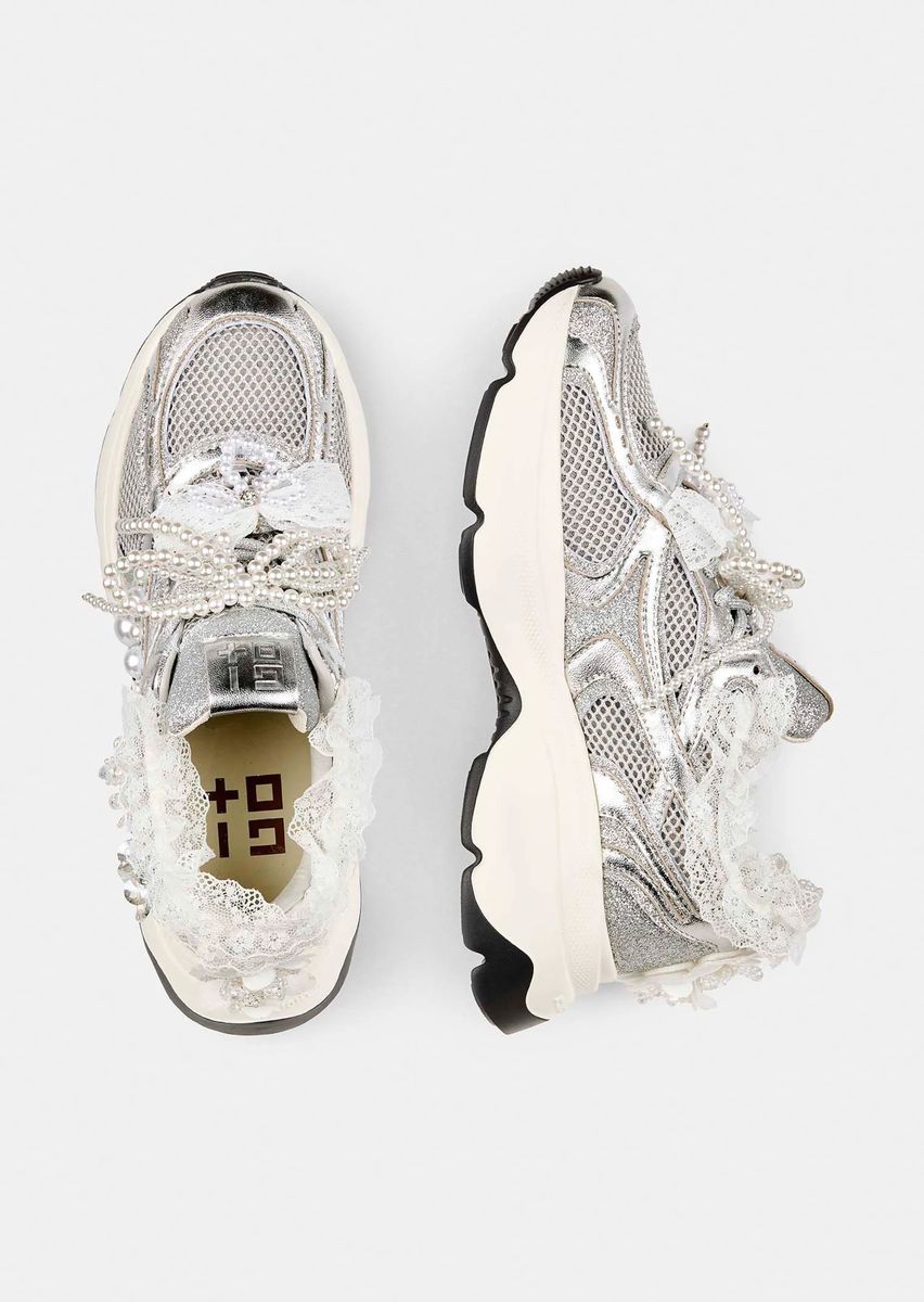 Chunky-Sneaker mit Perlen und Spitze