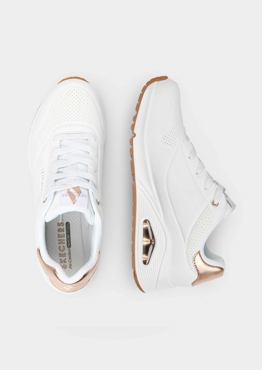 Luftgepolsterte Slip-On Sneaker mit Perforierung
