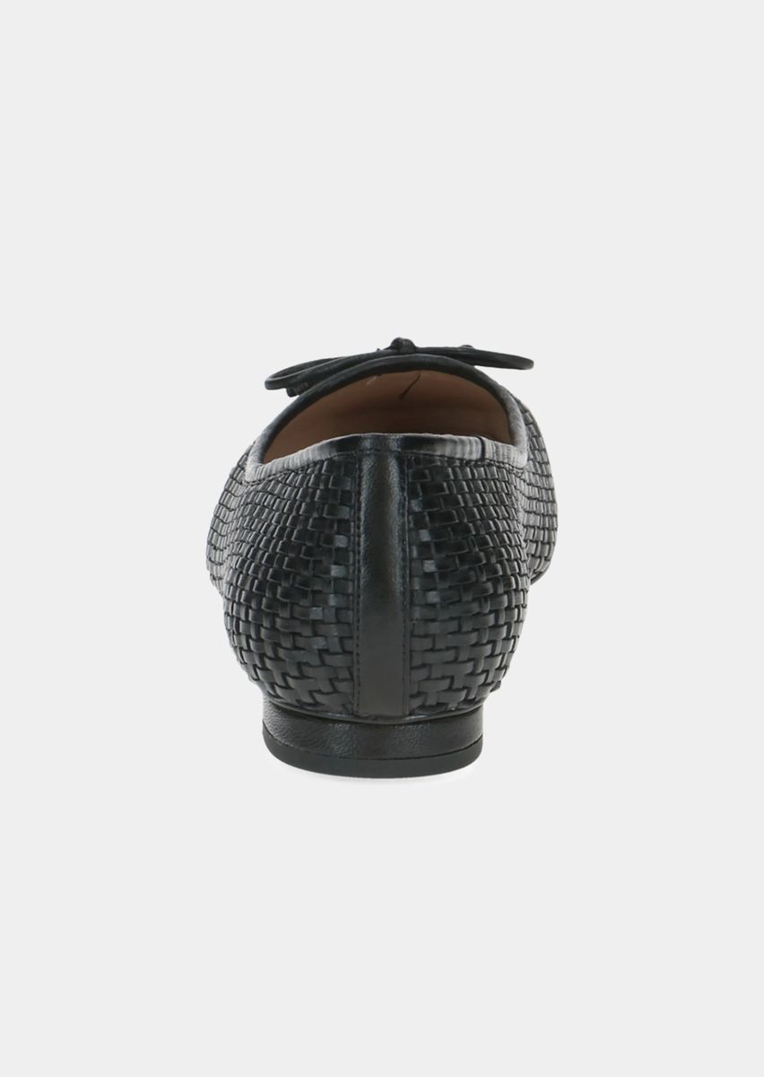 Elegante geflochtene Leder-Ballerinas