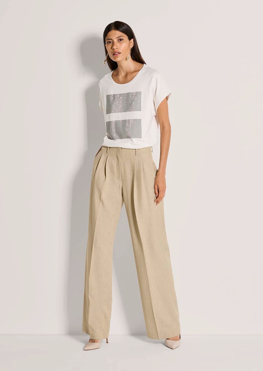 Elegante Bundfaltenhose mit weitem Bein