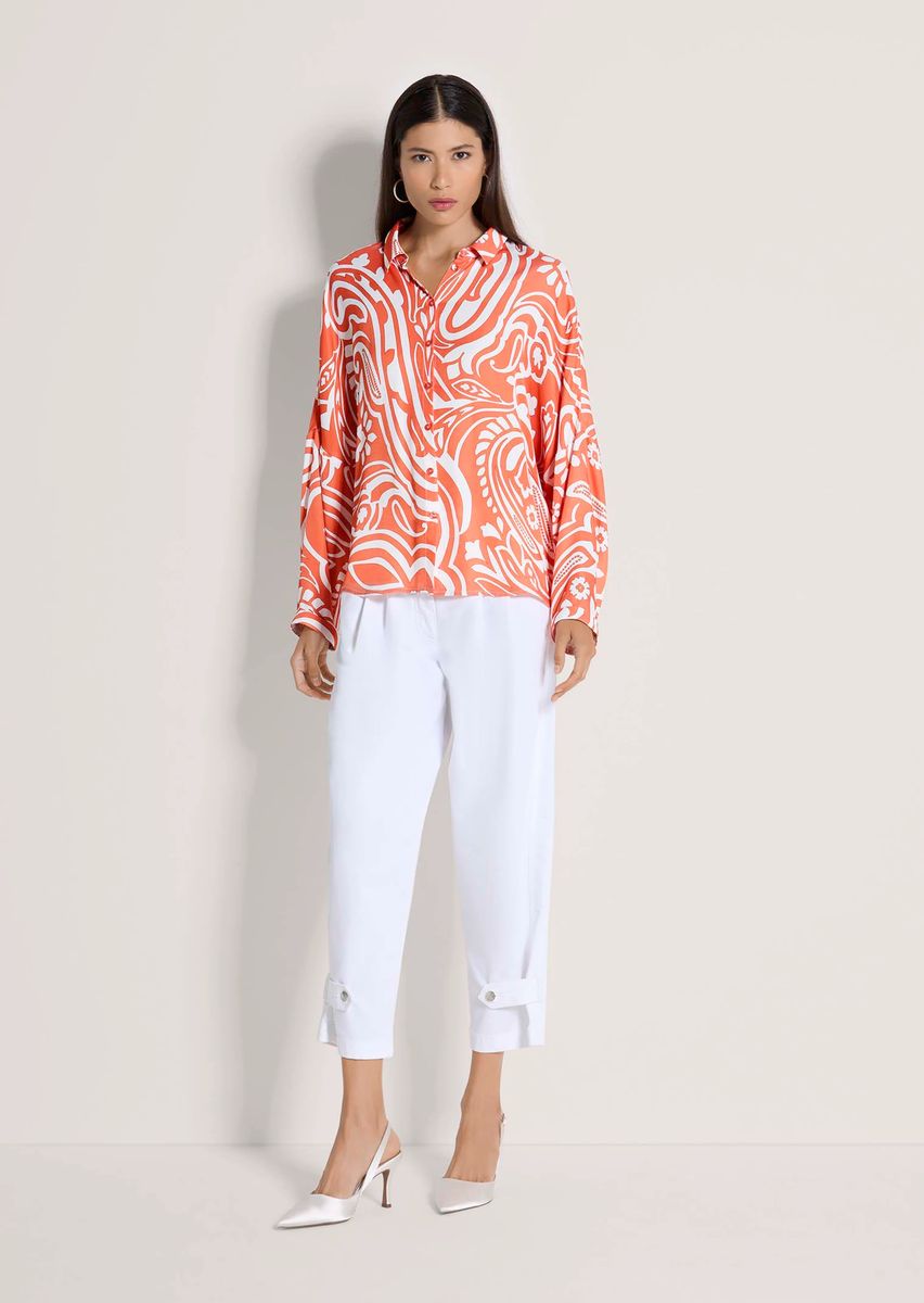 Bluse mit grafischem Print und Kimono-Schnitt