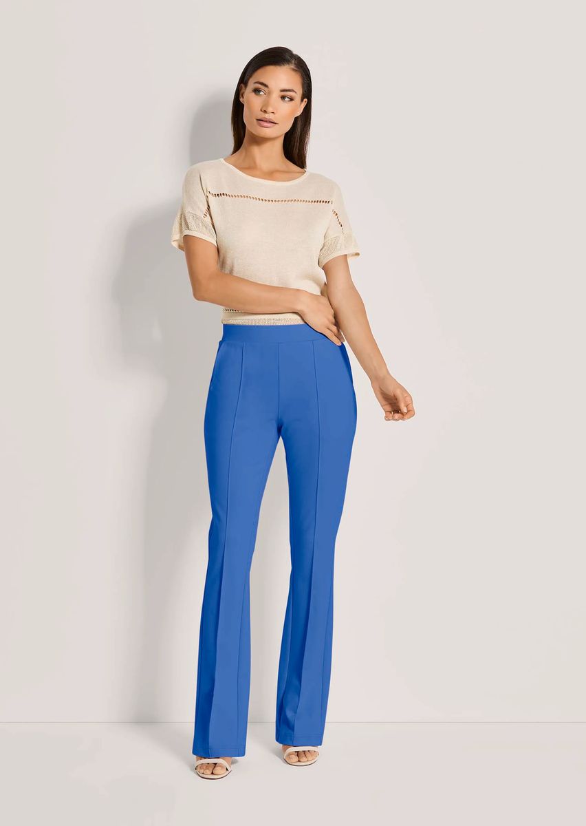 Elegante Schlupfhose mit vorderseitigen Biesen