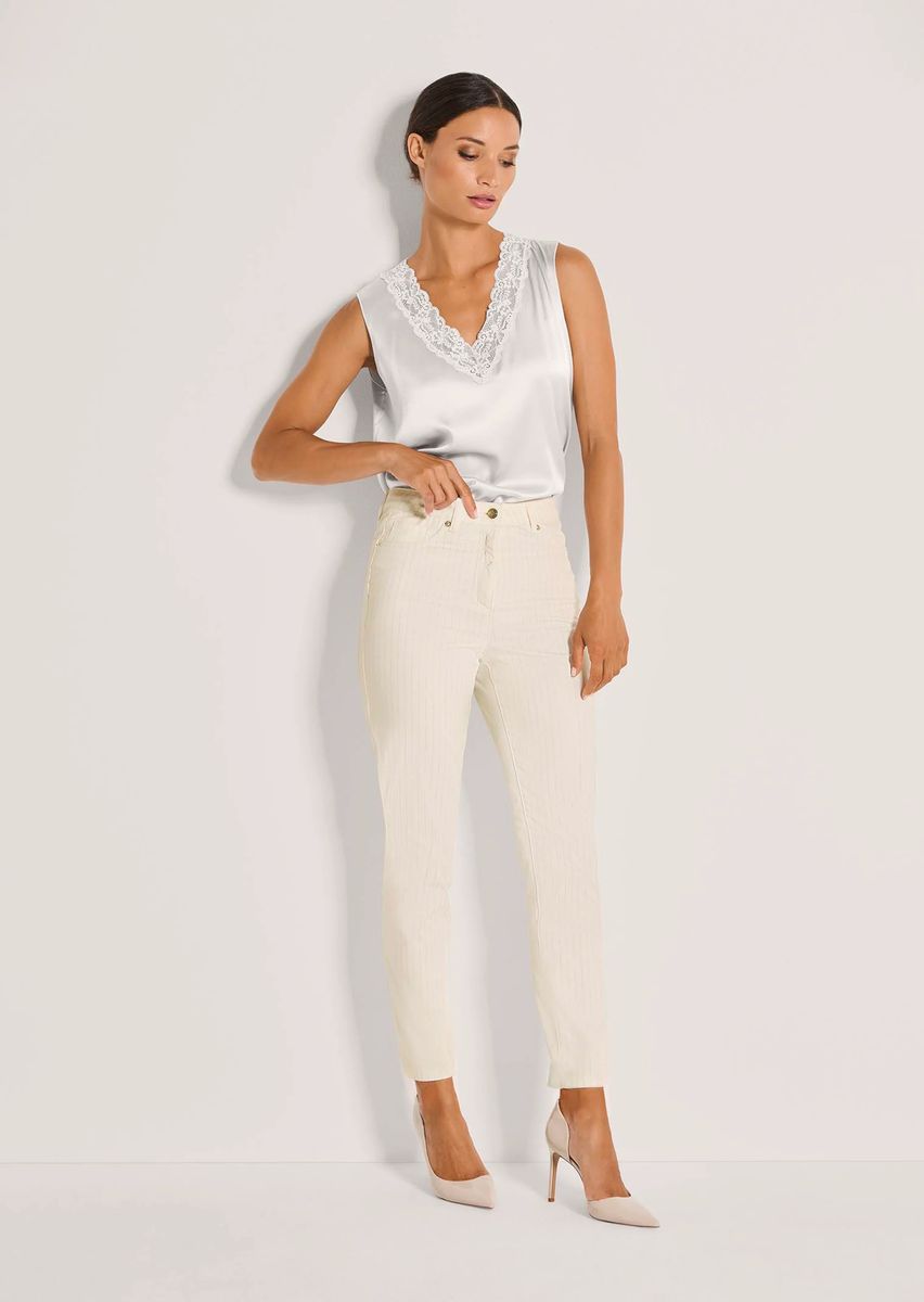 Slim-Fit Hose mit Metallic-Nadelstreifen
