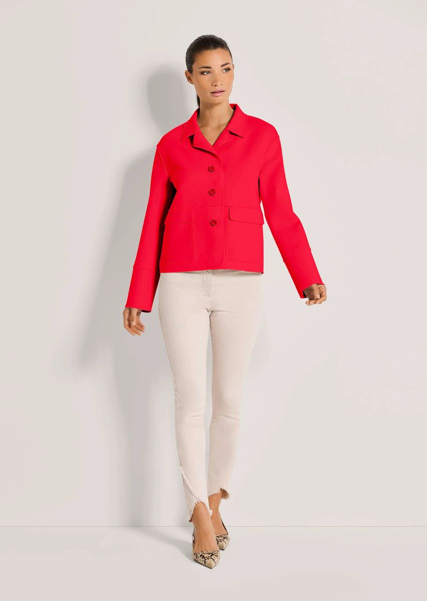 Kurzer Blazer in Boxy-Form