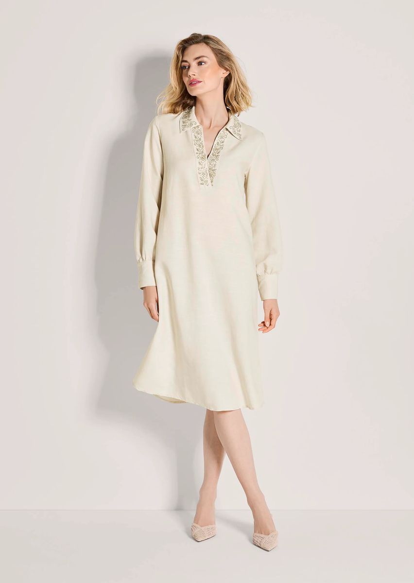 Besticktes Kaftan-Kleid aus Leinenmix
