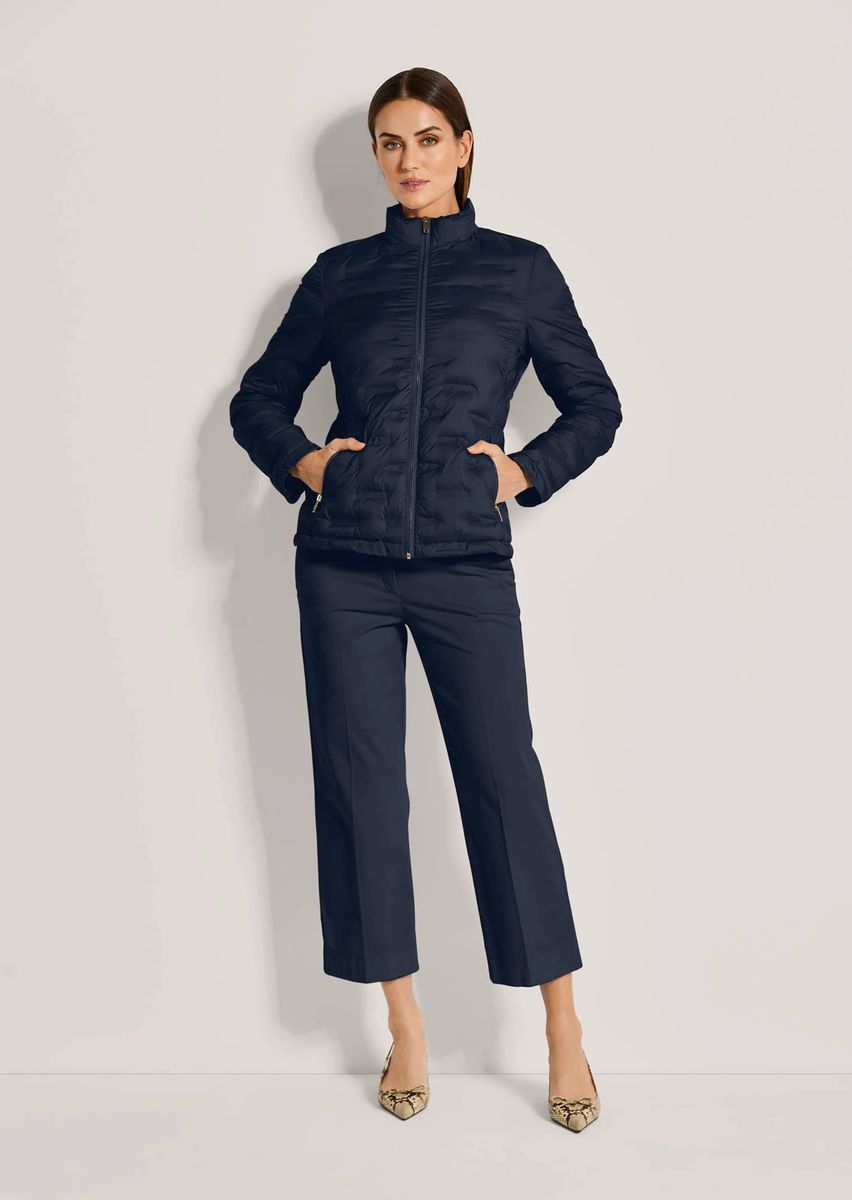 Leichte Steppjacke mit Stehkragen
