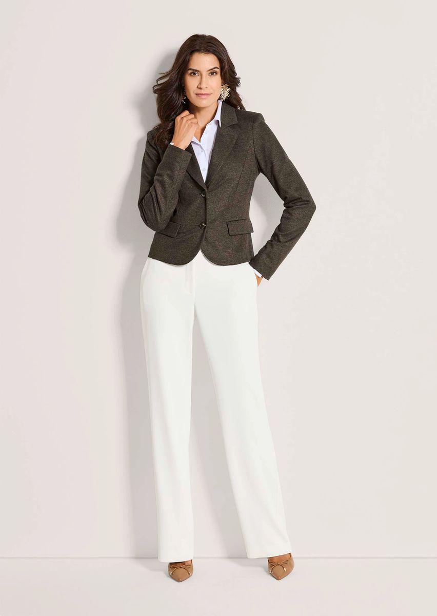 Klassischer einreihiger taillierter Blazer