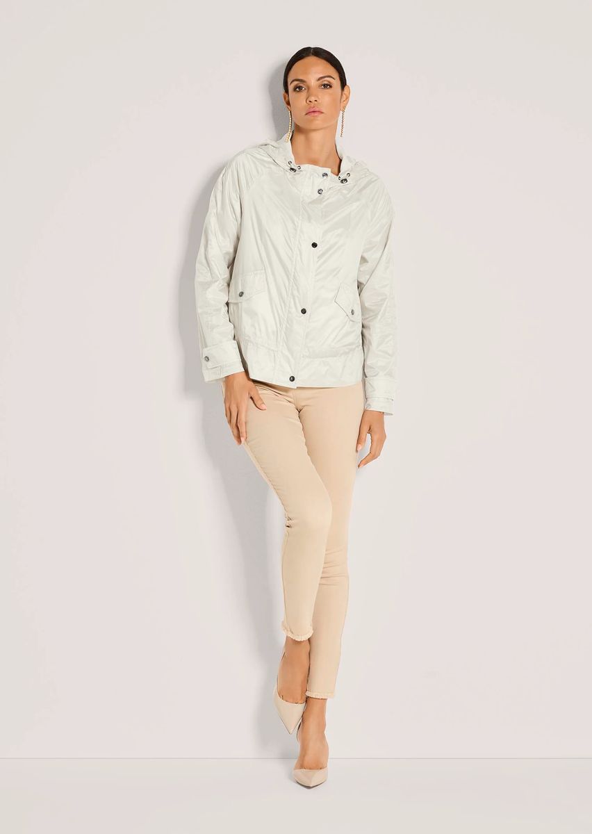 Schimmernde Funktionsjacke mit Kapuze
