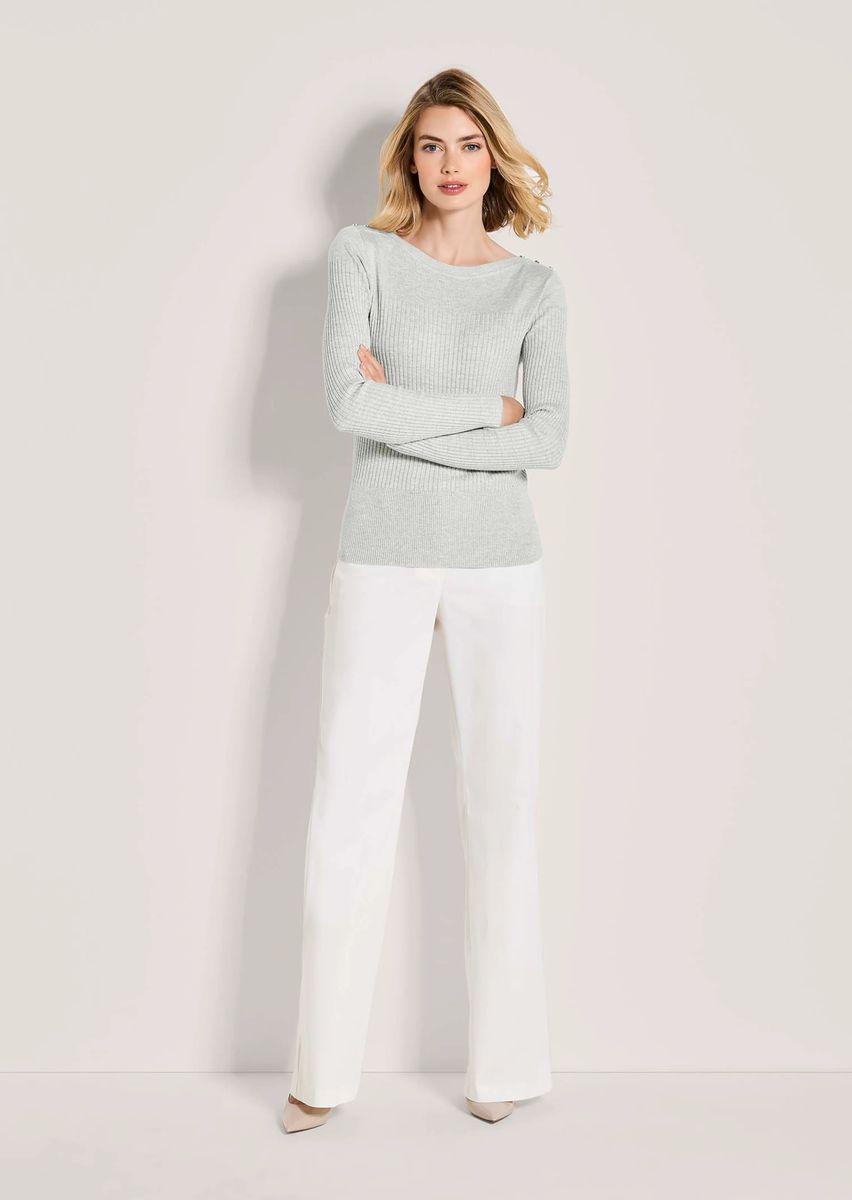 Gerippter Pullover mit U-Boot-Ausschnitt