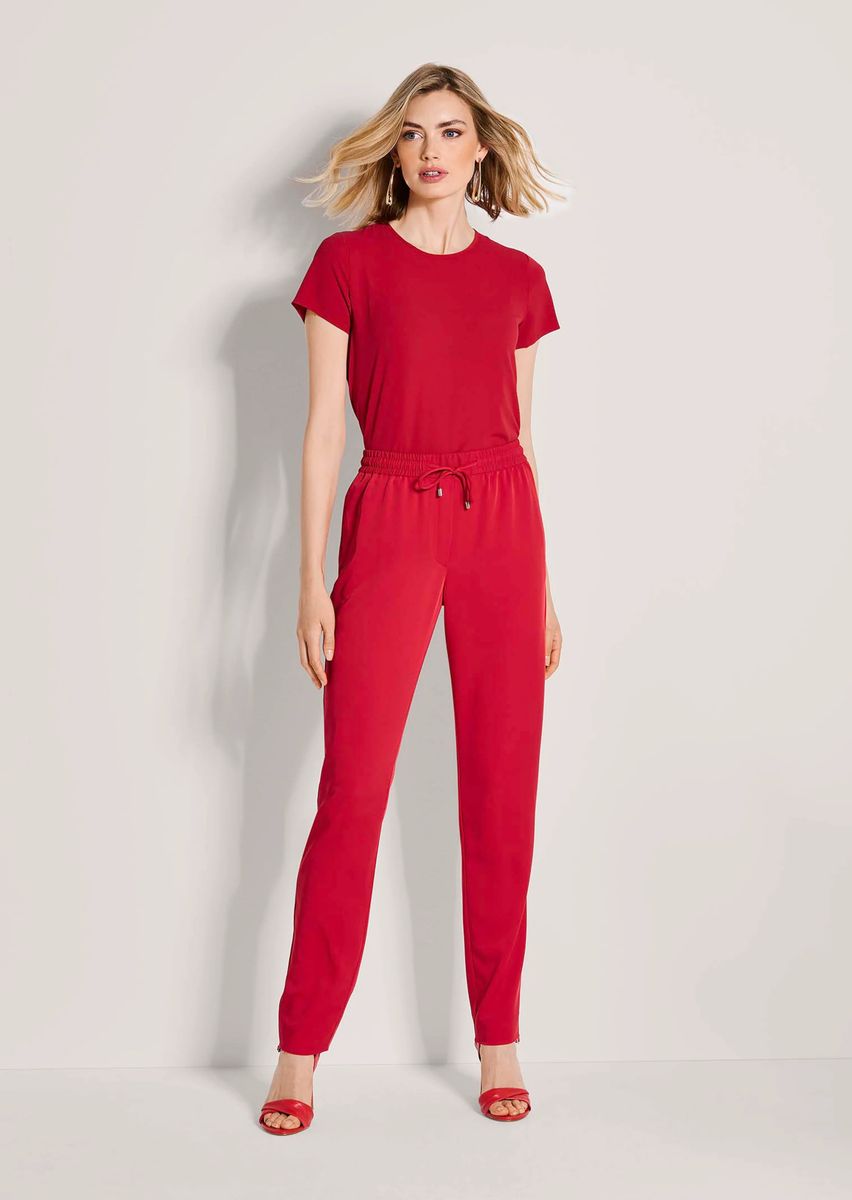 Elegante Joggpants mit Bügelfalten