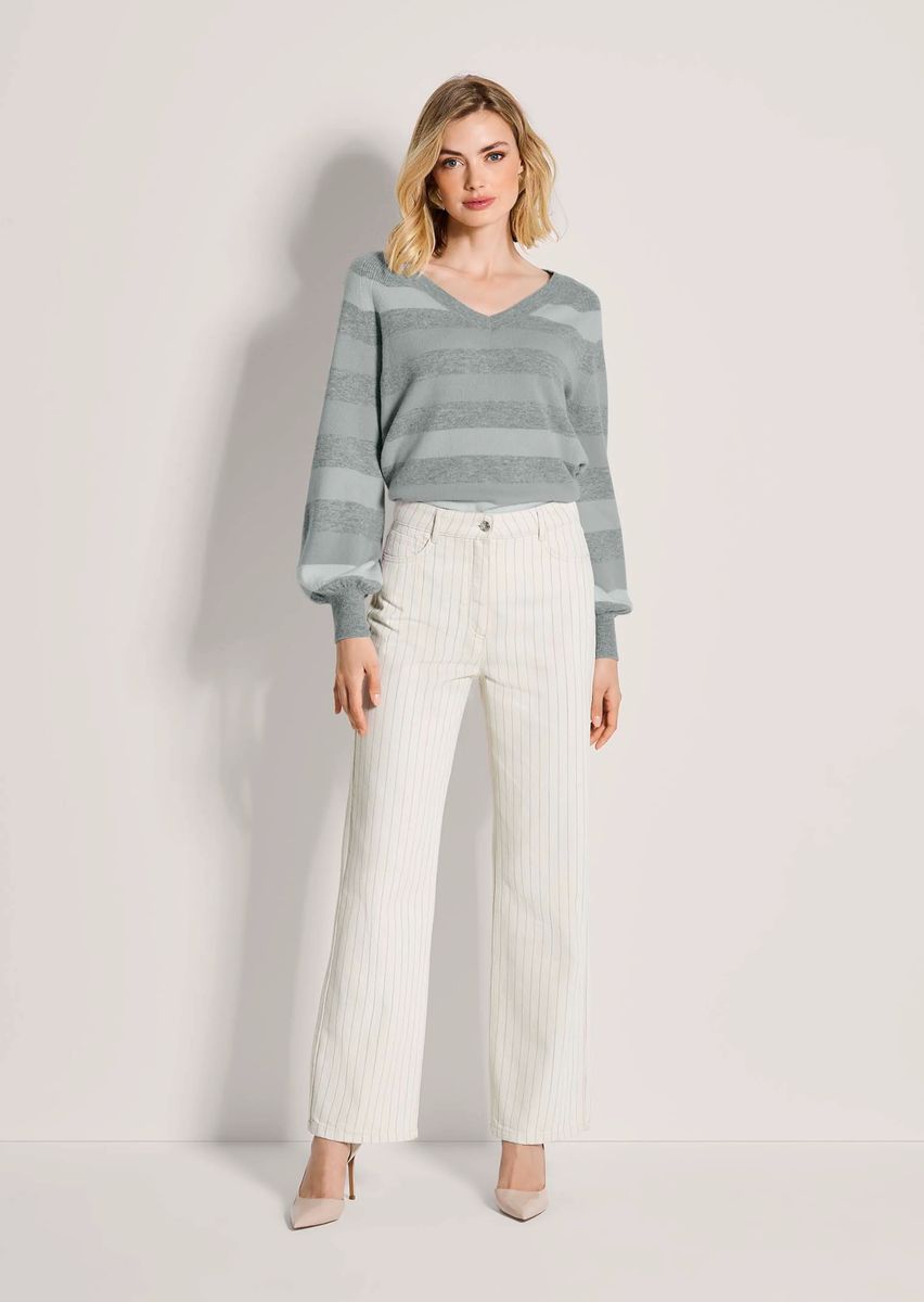 Weit geschnittene Nadelstreifen-Twill-Jeans