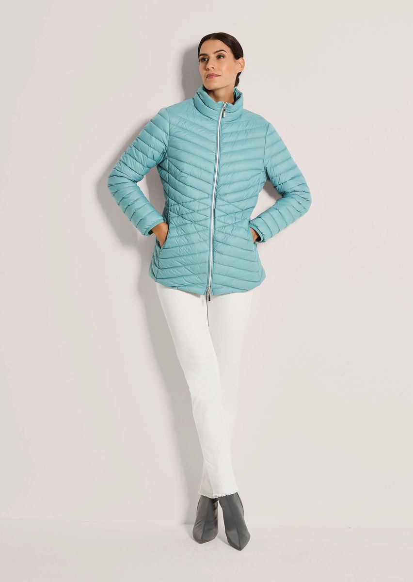 Leichte Steppjacke mit Stehkragen