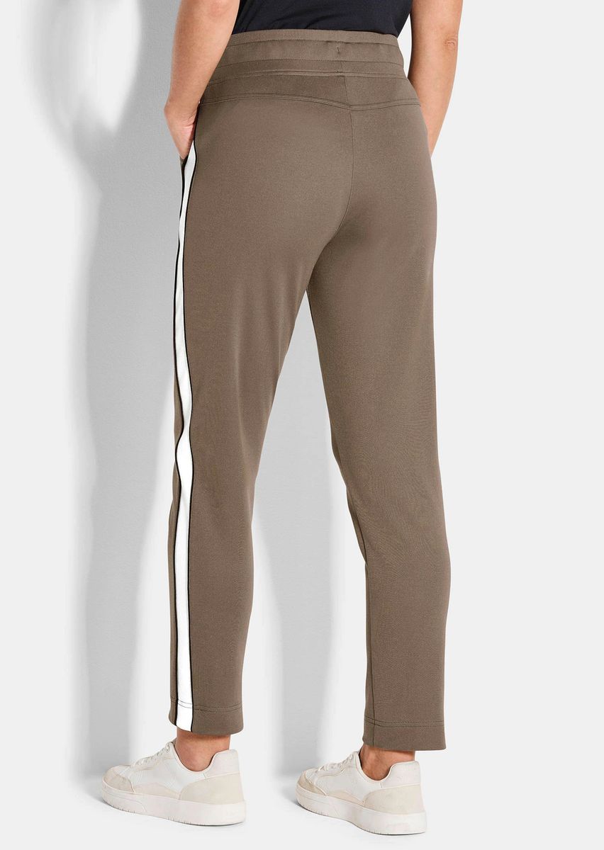 Sportliche Freizeithose mit Seitenstreifen