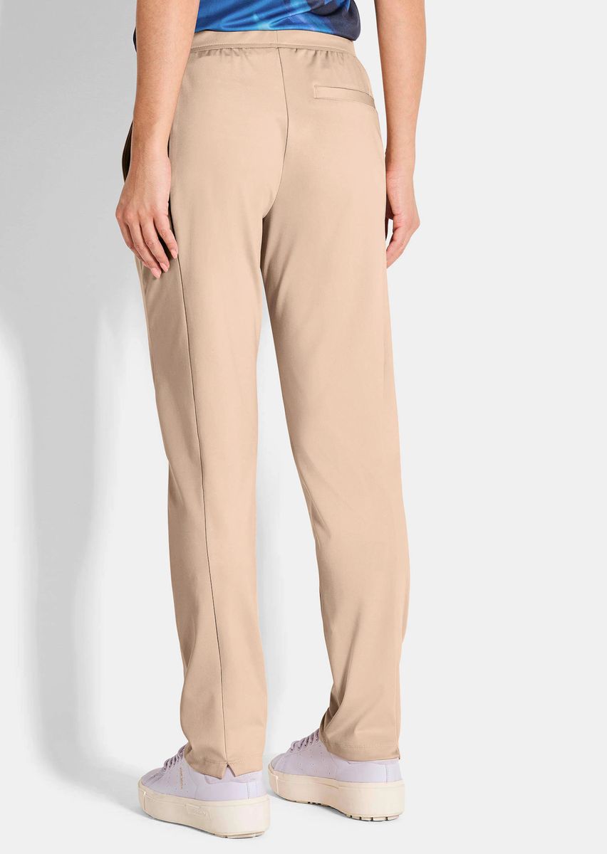 Schmal zulaufende Stretch-Freizeithose