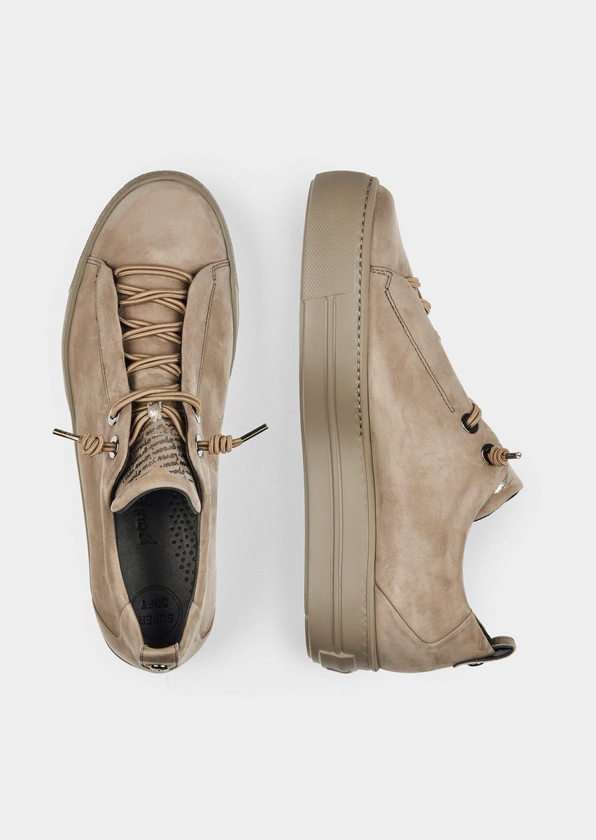 Plateau-Sneaker aus Wildleder mit Elastikschnürsenkeln
