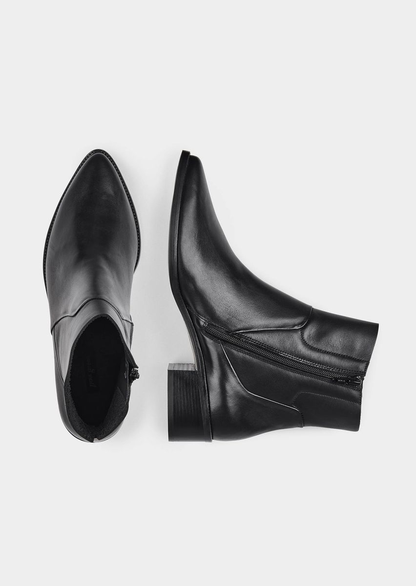 Zeitlose Ankle Boots aus Glattleder