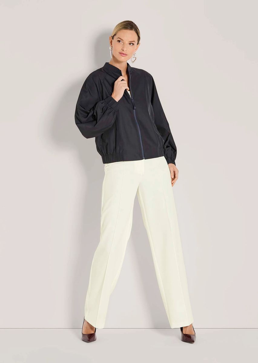 Sportiv-eleganter Blouson mit Reißverschluss