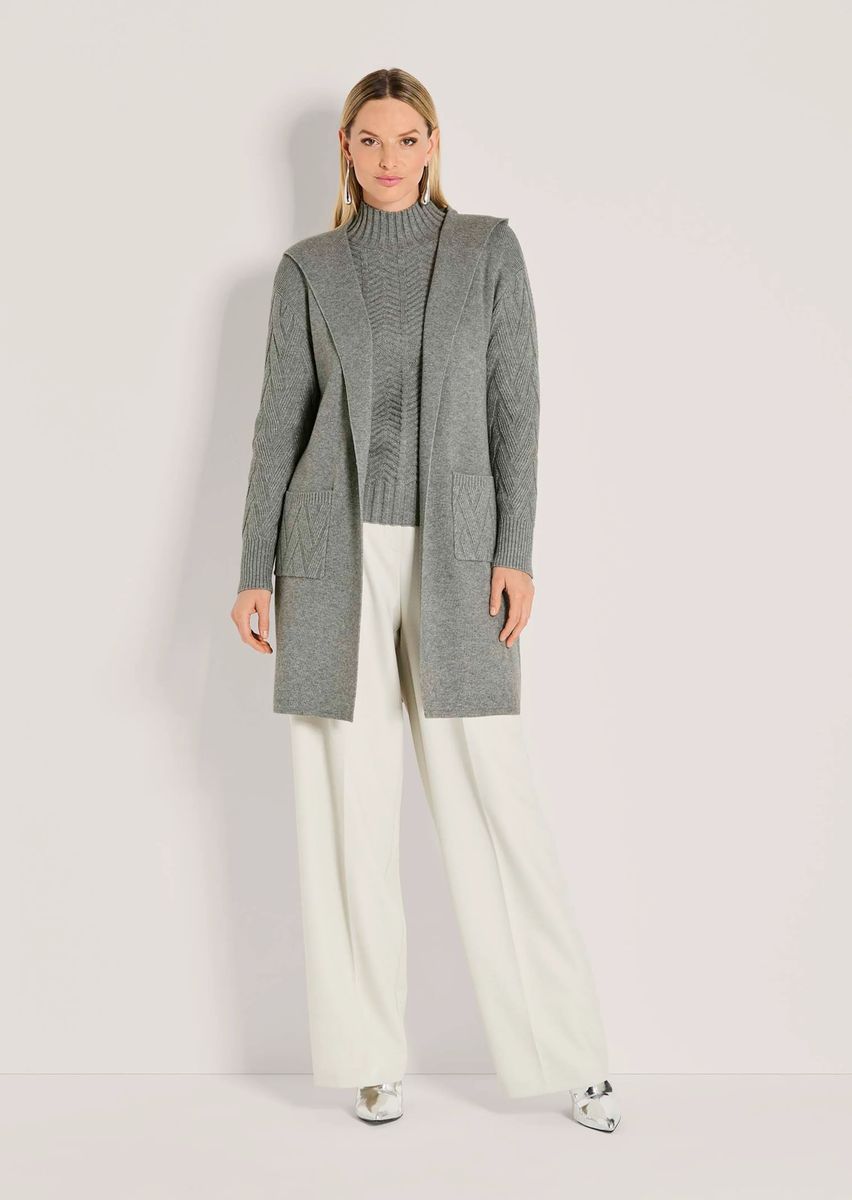 Lange Kapuzenstrickjacke ohne Verschluss