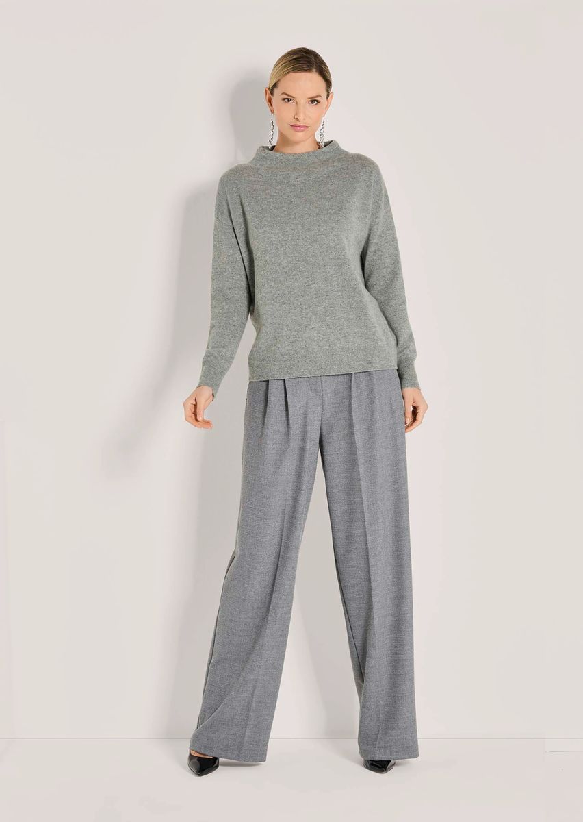 Luxuriöser Kaschmir-Pullover mit Stehkragen
