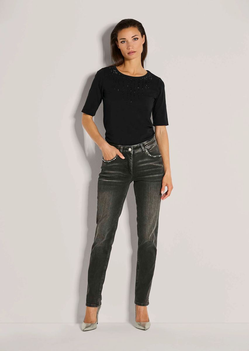Slim Fit Jeans in grauer Waschung mit Nieten