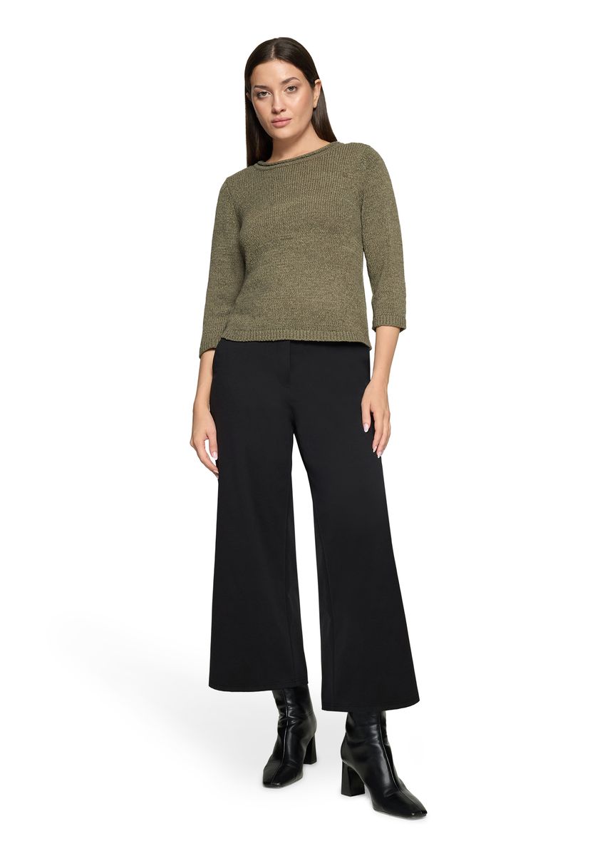 Klassischer Strickpullover mit 3/4-Ärmeln