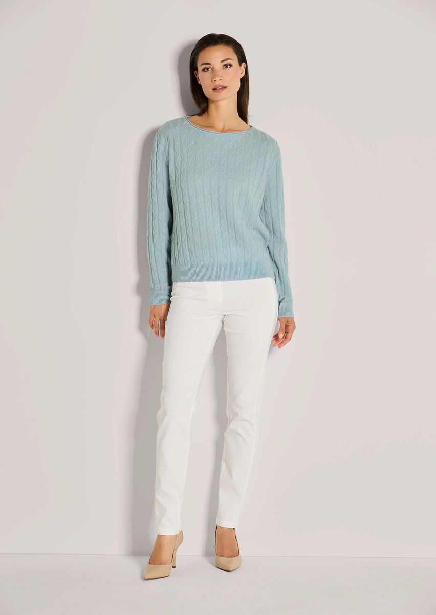 Schurwoll-Pullover mit feinem Zopfmuster