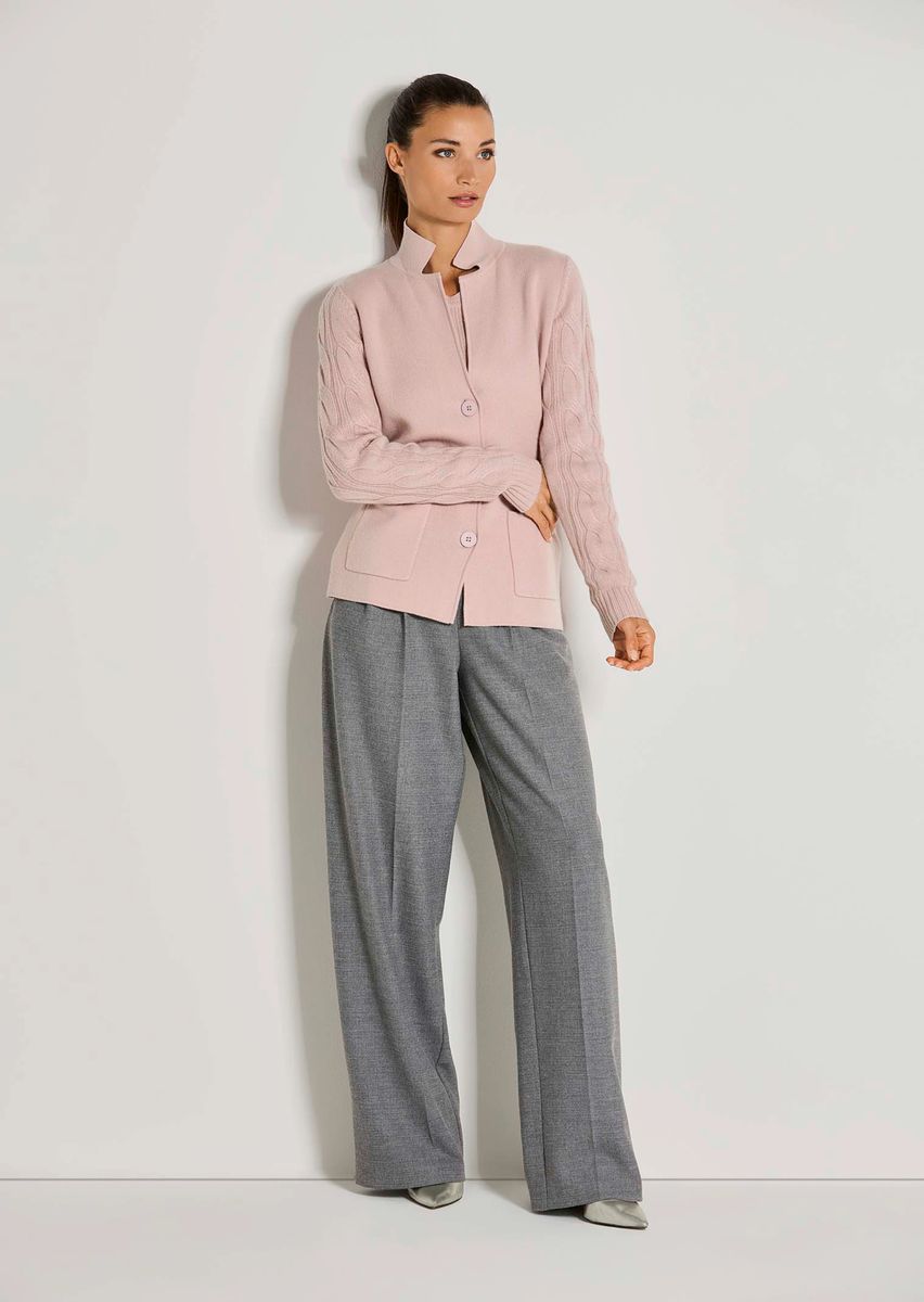 Strickblazer mit Ärmeln im Zopfmuster