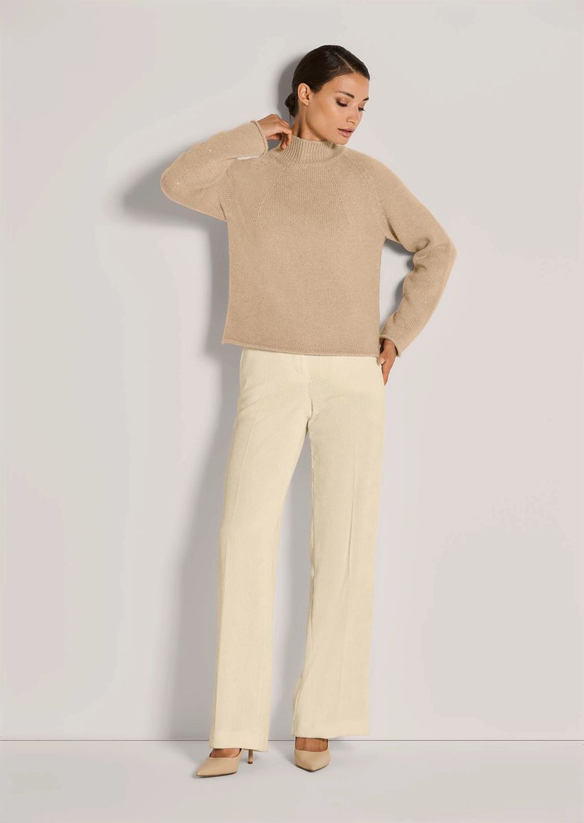 Schimmernder kastiger Raglanpullover