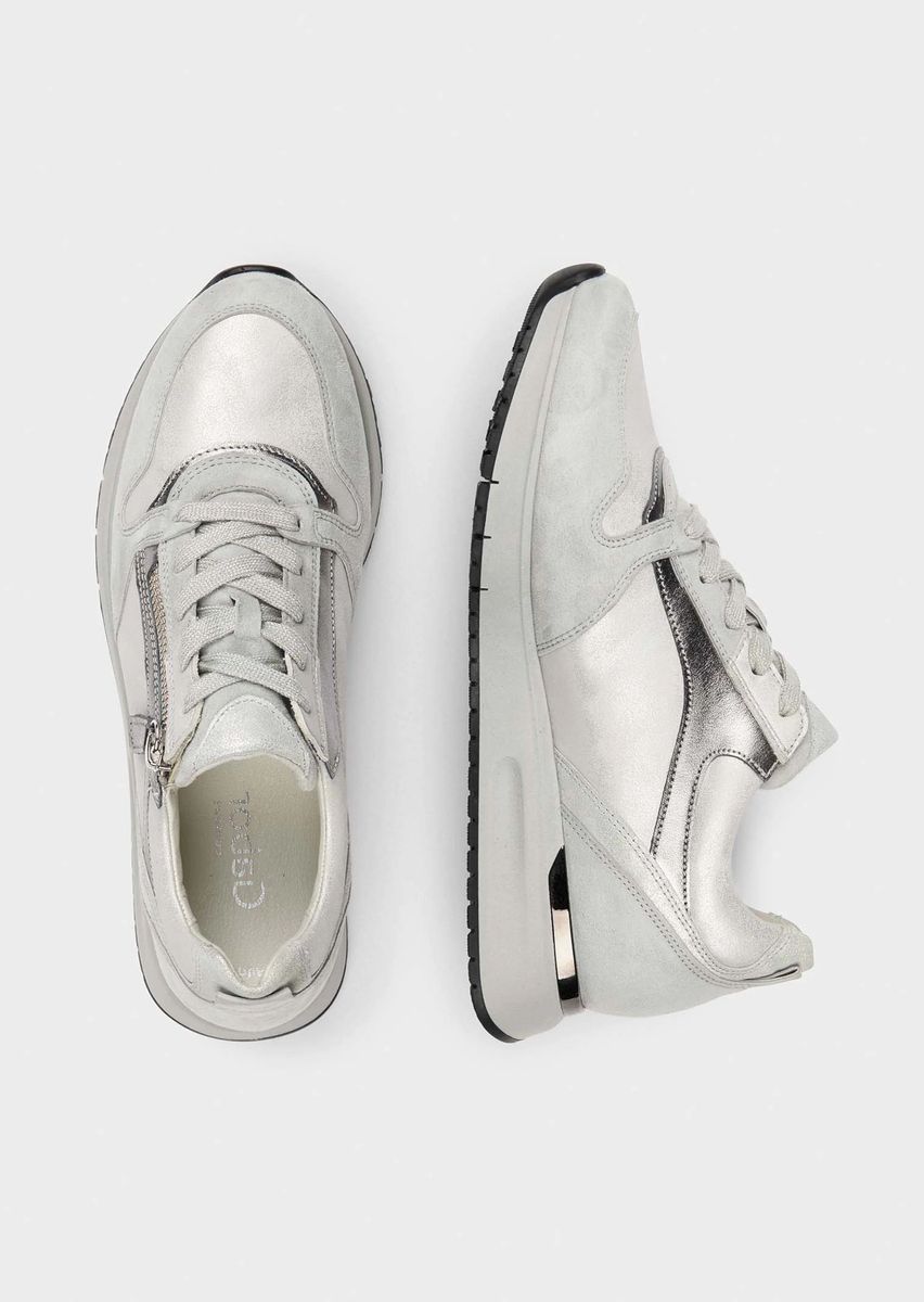 Leder-Sneaker mit Metallic-Akzenten