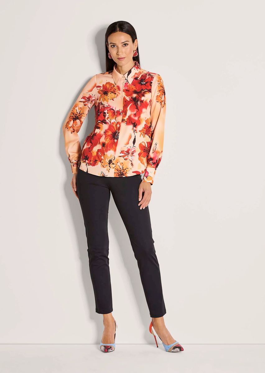 Hemdbluse mit farbintensivem Blumenmuster