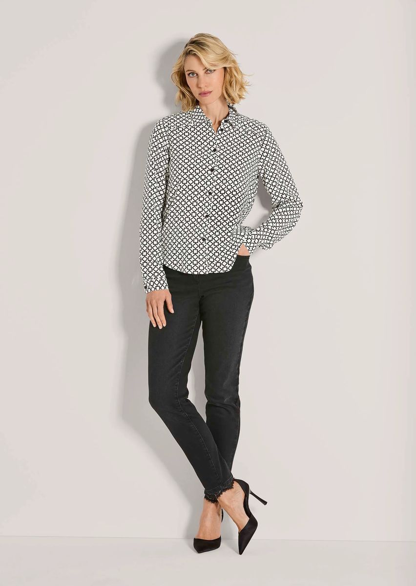 Elegante Hemdbluse mit Grafikmuster