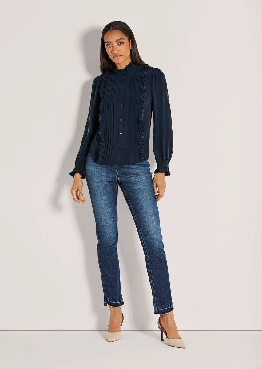 Elegante Bluse mit Rüschen und Biesen