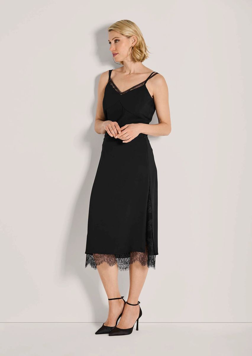 Eleganter A-Linien-Midirock mit Spitze