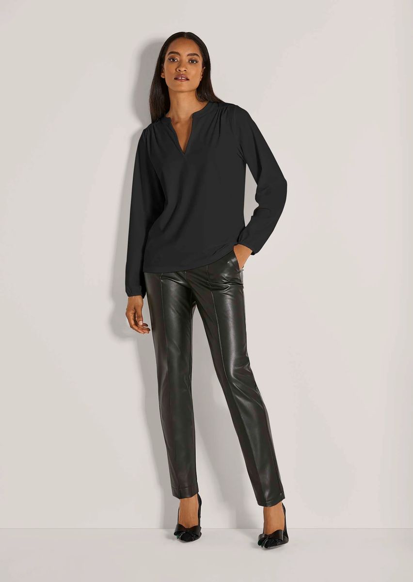 Lockere Jersey-Bluse mit V-Ausschnitt