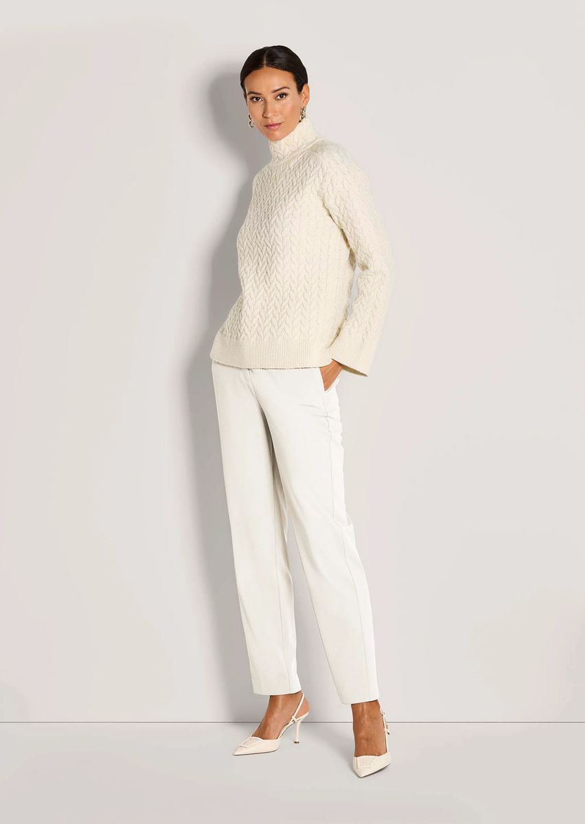 Zopfmuster-Pullover mit Stehkragen