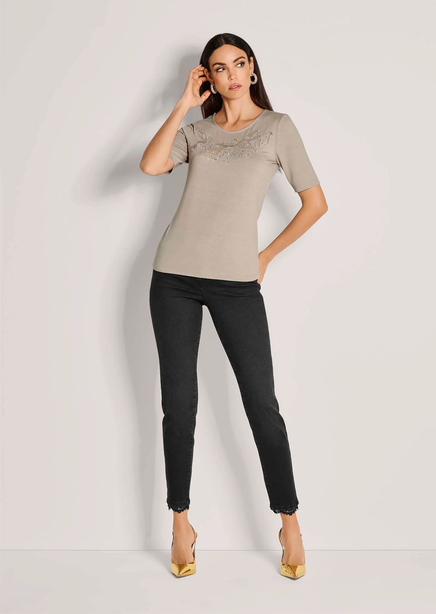 Besticktes Shirt mit Transparenz-Einsatz