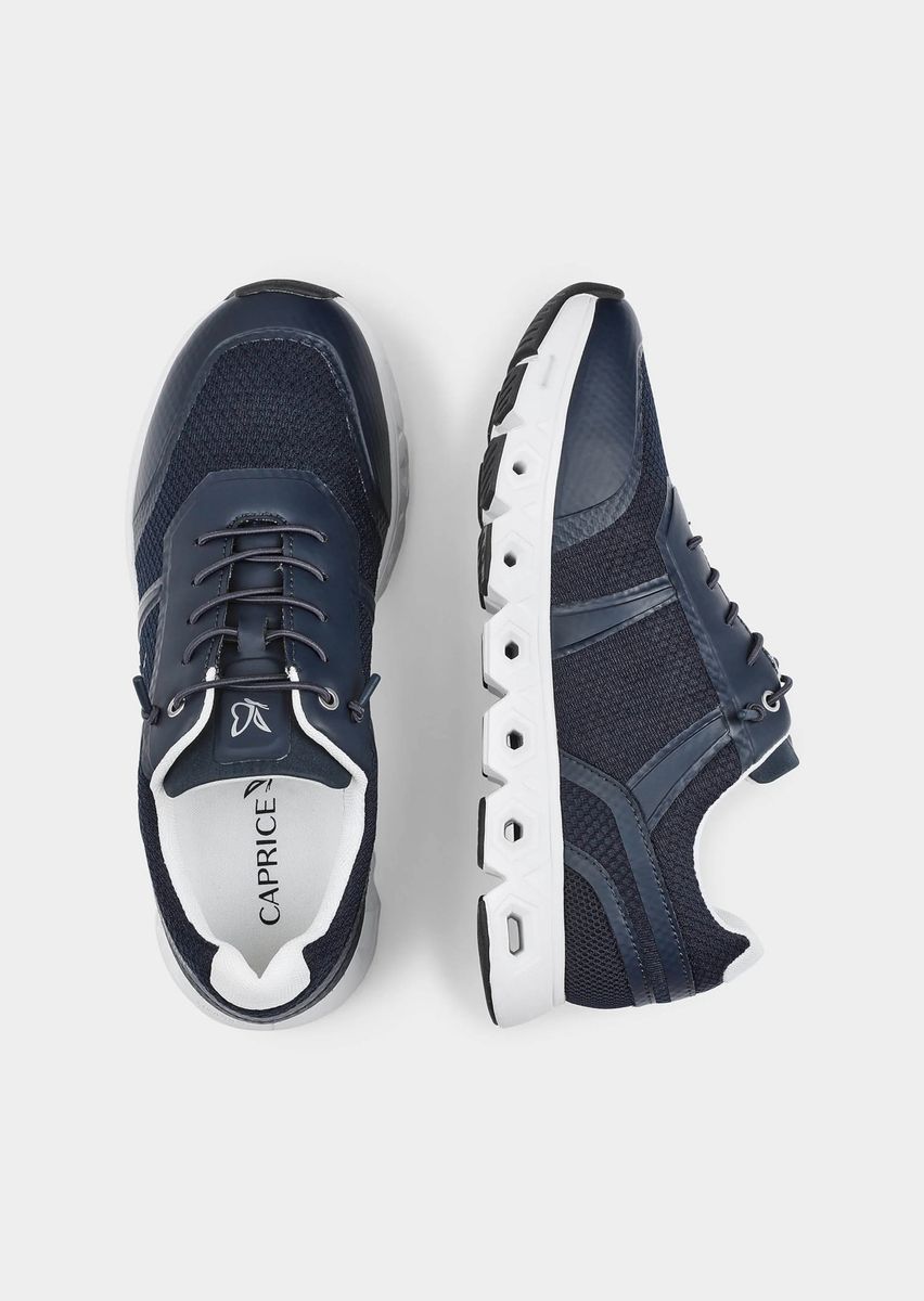 Sportliche Sneaker aus Mesh und Synthetik