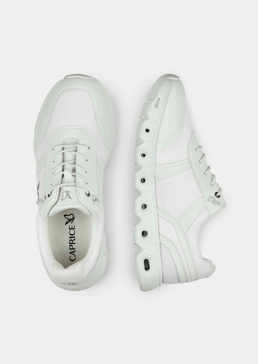 Atmungsaktiver Sport-Sneaker aus Materialmix