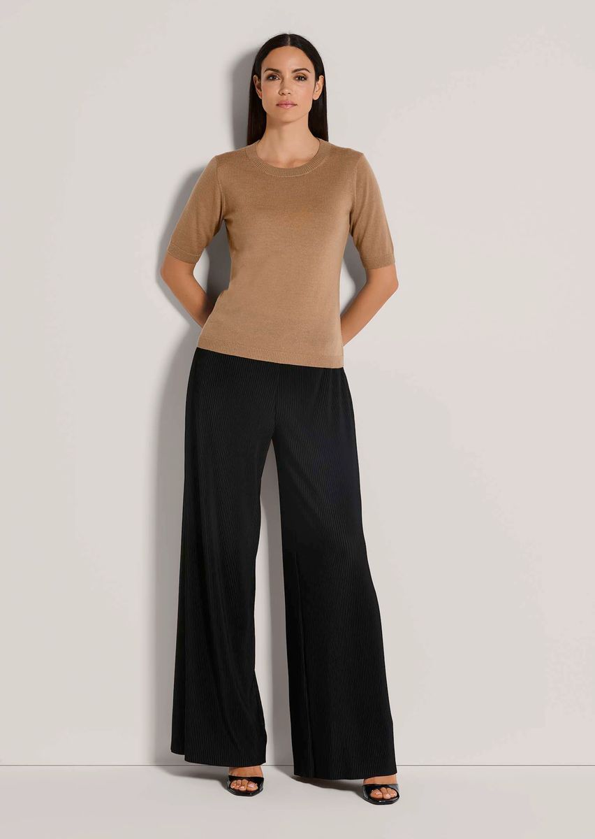 Weicher Feinstrickpullover mit halbem Arm