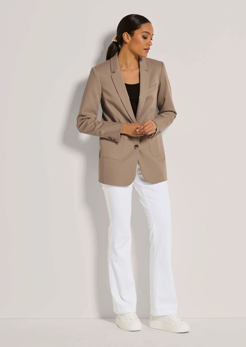 Taillierter Einreiher-Blazer mit aufgesetzten Taschen