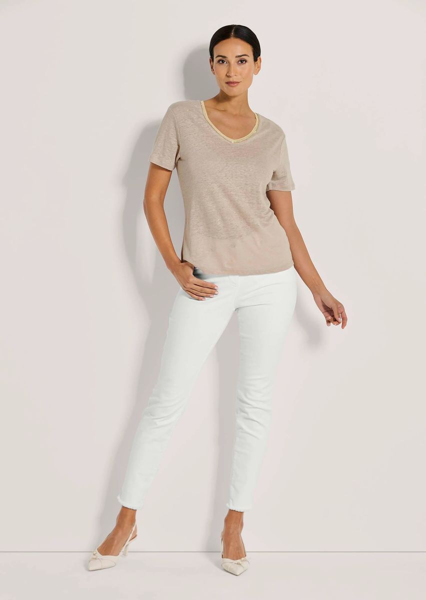 Leinenshirt mit V-Ausschnitt und Strassbesatz