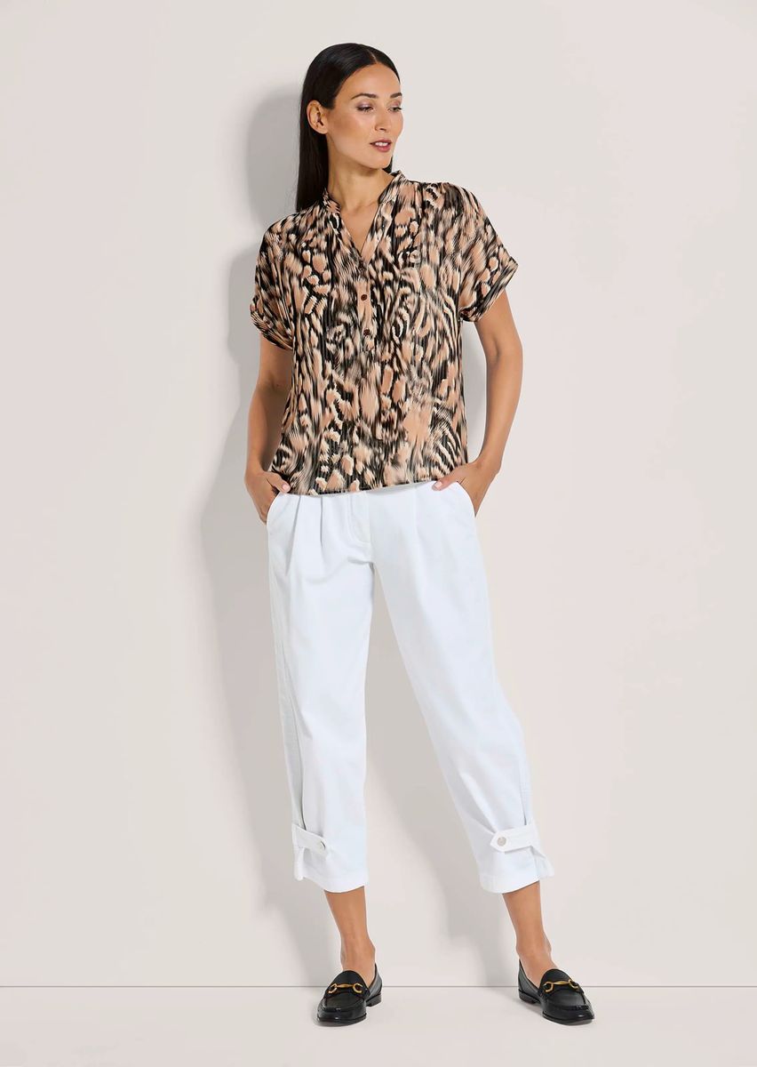 Schlupfbluse mit abstraktem Animal-Print